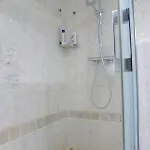 Appartement Spacieux Dans Le Centre De Roses