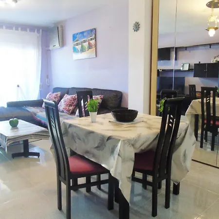 Appartement Spacieux Dans Le Centre De *